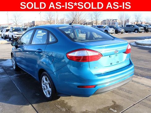 Used 2015 Ford Fiesta SE image 5