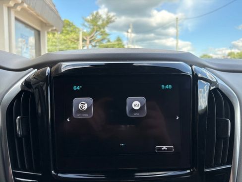 Used 2019 Chevrolet Traverse Premier w/ LPO, Floor Liner Package AWD/4WD image 38