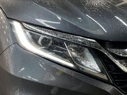 Used 2018 Honda Odyssey EX-L image 27