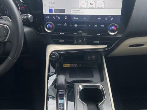 Used 2024 Lexus NX 350h 350h Premium image 16