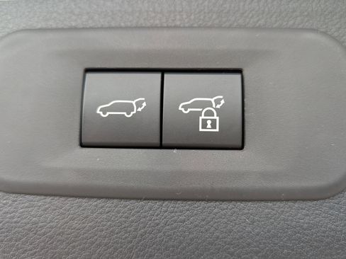 New 2026 Lexus TX 500h AWD image 12