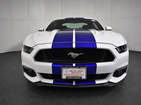 Used 2017 Ford Mustang GT RWD image 2