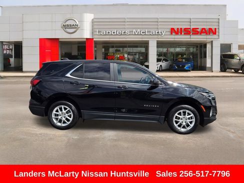 Used 2024 Chevrolet Equinox LT AWD/4WD image 2