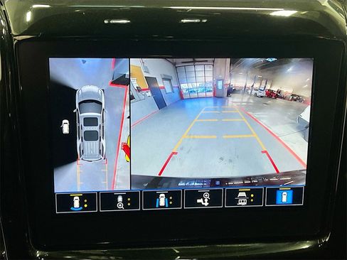 Used 2022 Chevrolet Traverse High Country w/ LPO, Floor Liner Package image 14