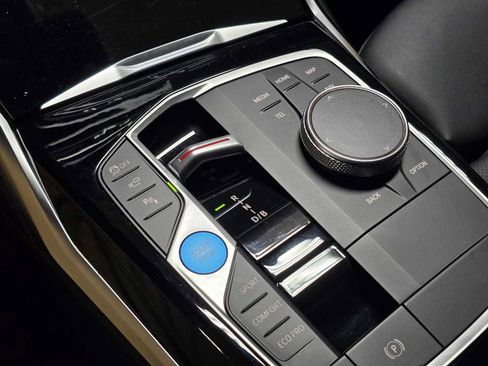 Used 2024 BMW i4 xDrive40i image 35