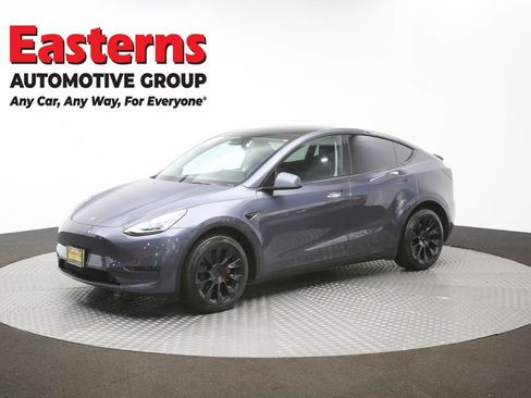 Used 2022 Tesla Model Y Long Range image 51