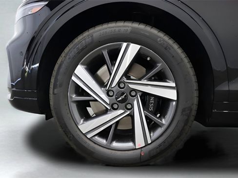 New 2026 Genesis GV70 3.5T Sport Advanced image 3