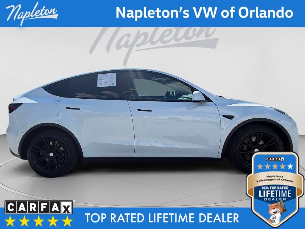 Used 2021 Tesla Model Y Long Range AWD/4WD image 7
