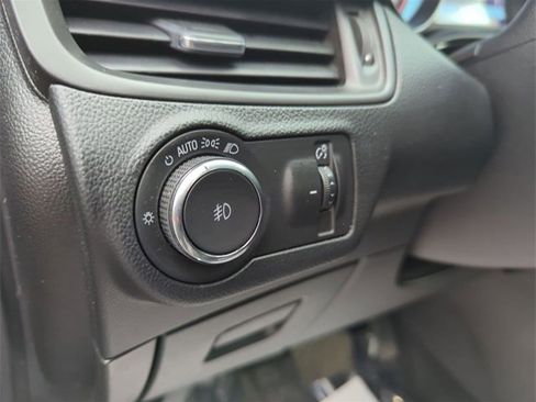 Certified 2018 Buick Envision Essence image 17