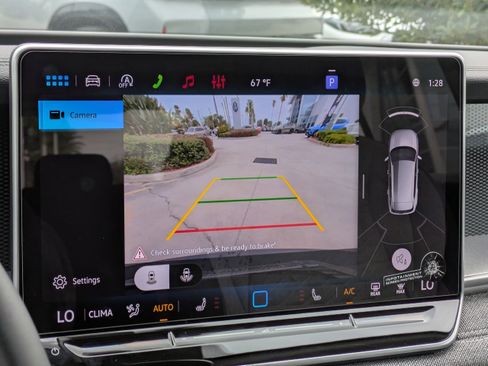 New 2026 Volkswagen Tiguan S FWD image 20