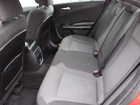Used 2015 Dodge Charger SXT image 22