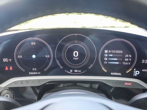 Used 2022 Porsche Taycan RWD image 22