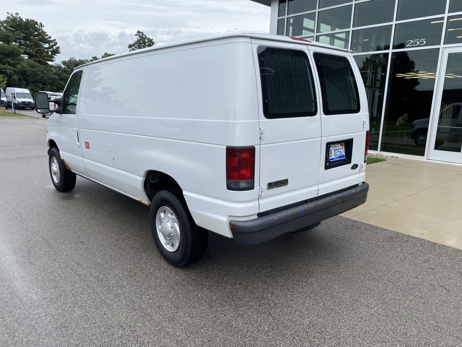 Used 2007 Ford E-250 and Econoline 250 RWD image 4