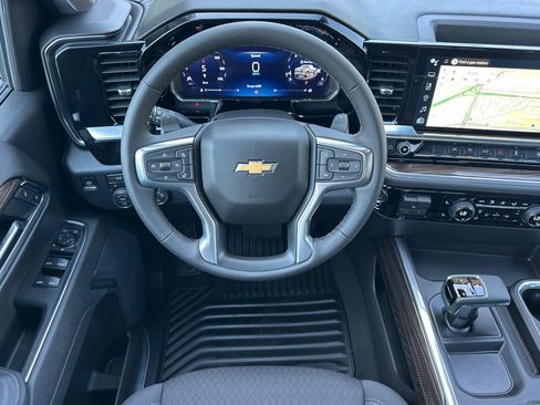 New 2026 Chevrolet Silverado 1500 LT w/ Convenience Package II AWD/4WD image 14