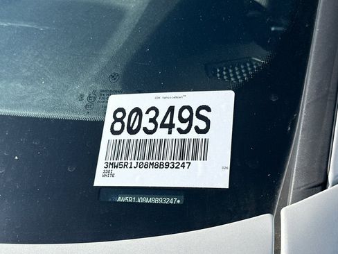 Used 2021 BMW 330i Sedan w/ Driving Assistance Package RWD image 3