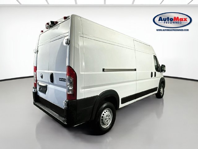 Used 2026 RAM ProMaster 2500 w/ Convenience Group FWD image 2