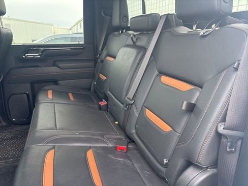 Used 2024 GMC Sierra 2500 AT4 w/ AT4 Preferred Package image 10