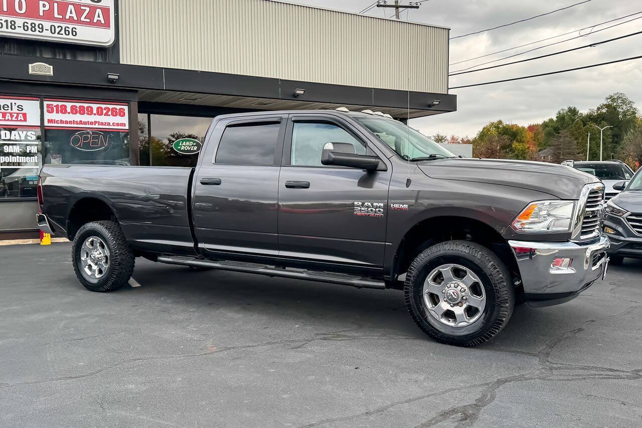 Used 2017 RAM 2500 SLT w/ Snow Chief Group AWD/4WD image 3
