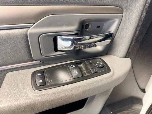 Used 2015 RAM 2500 Tradesman w/ Chrome Appearance Group image 6