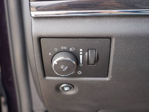 Used 2019 Jeep Grand Cherokee Overland image 21