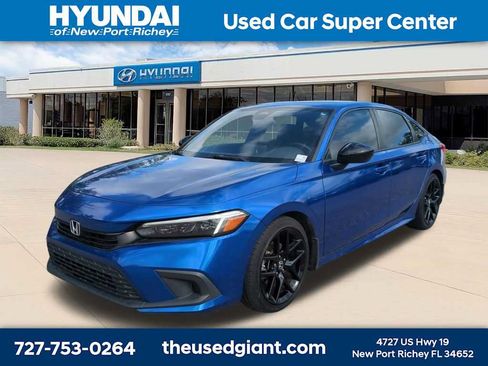 Used 2023 Honda Civic Sport image 1