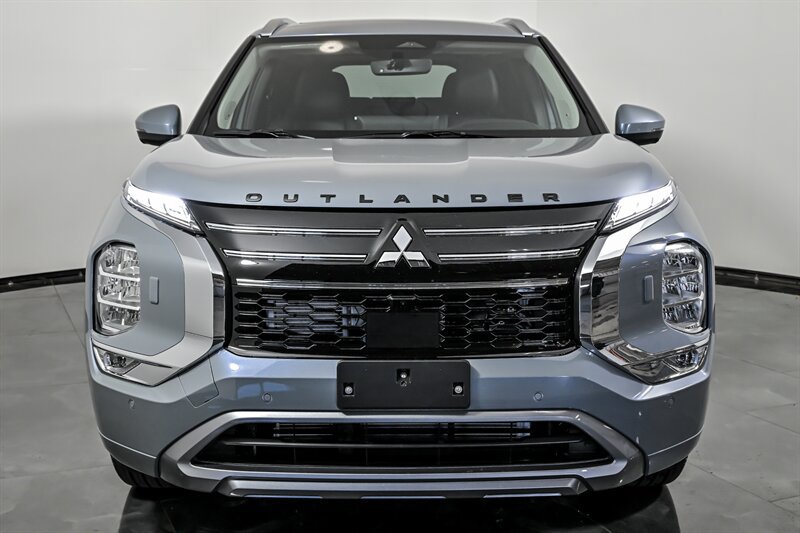 Used 2026 Mitsubishi Outlander SEL AWD/4WD image 4