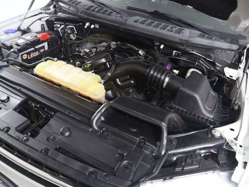Used 2018 Ford F150 XLT AWD/4WD image 19