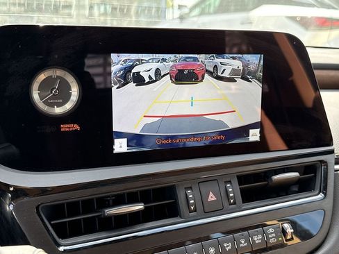 Used 2025 Lexus ES 350 w/ Premium Package image 24