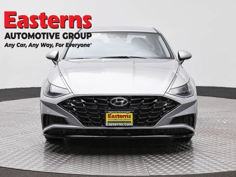 Used 2023 Hyundai Sonata SEL FWD image 2