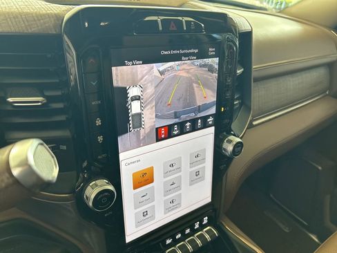 Used 2022 RAM 3500 Limited image 9