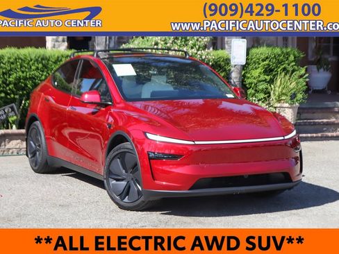 Used 2026 Tesla Model Y Long Range RWD image 1