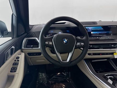 New 2026 BMW X5 xDrive50e image 23