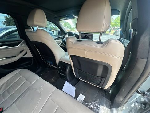 Used 2022 BMW X4 xDrive30i w/ M Sport Package 2 AWD/4WD image 18