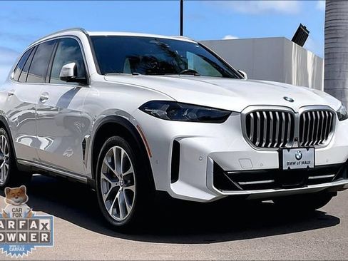 Used 2024 BMW X5 xDrive40i w/ Parking Assistance Package AWD/4WD image 2