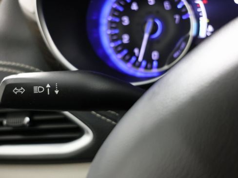 Used 2022 Chrysler Pacifica Limited image 27