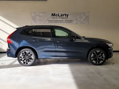 New 2026 Volvo XC60 B5 Plus w/ Protection Package Premier image 2