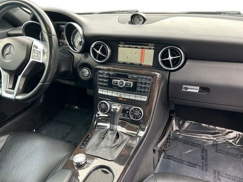 Used 2016 Mercedes-Benz SLK 350 image 13