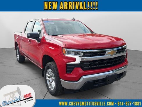 Used 2024 Chevrolet Silverado 1500 LT AWD/4WD image 4