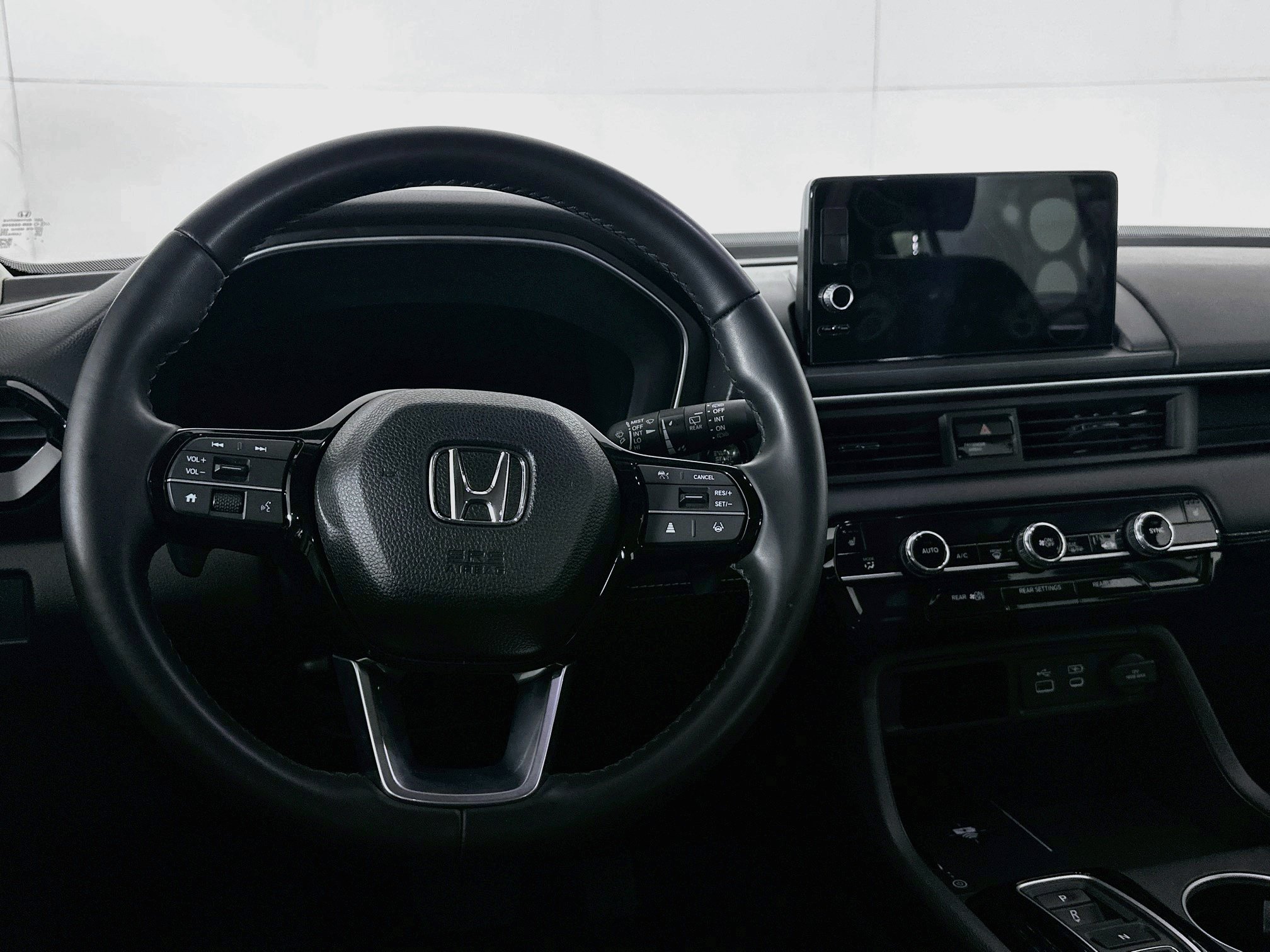 Used 2025 Honda Pilot Touring image 18