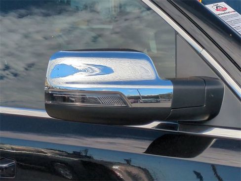 Used 2024 RAM 1500 Limited image 12