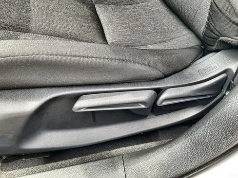 Certified 2025 Honda Accord LX image 20