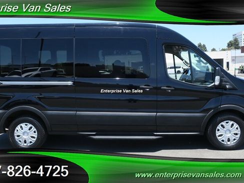 Used 2023 Ford Transit 350 XLT RWD image 4