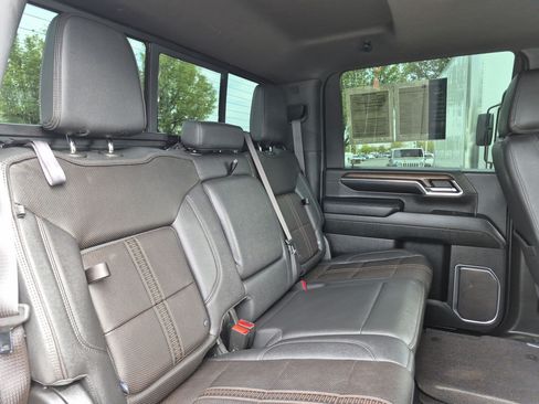 Certified 2024 Chevrolet Silverado 3500 High Country w/ High Country Premium Package AWD/4WD image 29