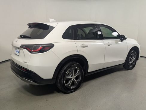 Used 2024 Honda HR-V EX-L image 7