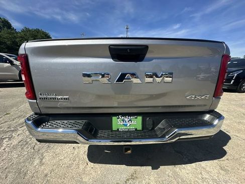 Used 2025 RAM 1500 Big Horn AWD/4WD image 34