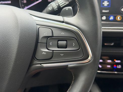 Used 2023 Buick Envision Essence FWD image 18