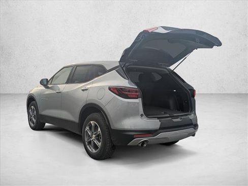 New 2025 Chevrolet Blazer LT image 9