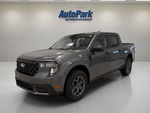 New 2025 Ford Maverick XLT FWD image 3