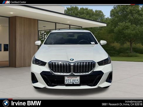 Used 2026 BMW 530i w/ M Sport Package image 4