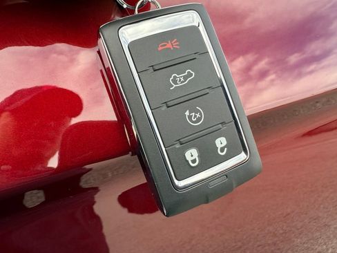 New 2025 Jeep Grand Cherokee Laredo image 29